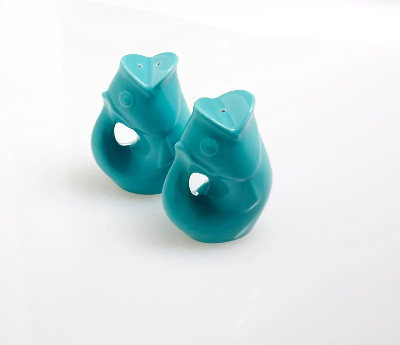 Aqua-Toned Salt And Pepper Set – Gurgle Pot Style 1