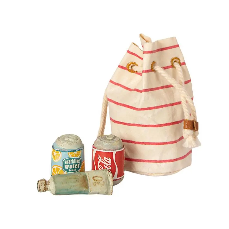 Beach Essentials Carry Bag – Reusable Tote For Sand Toys & Gear 1