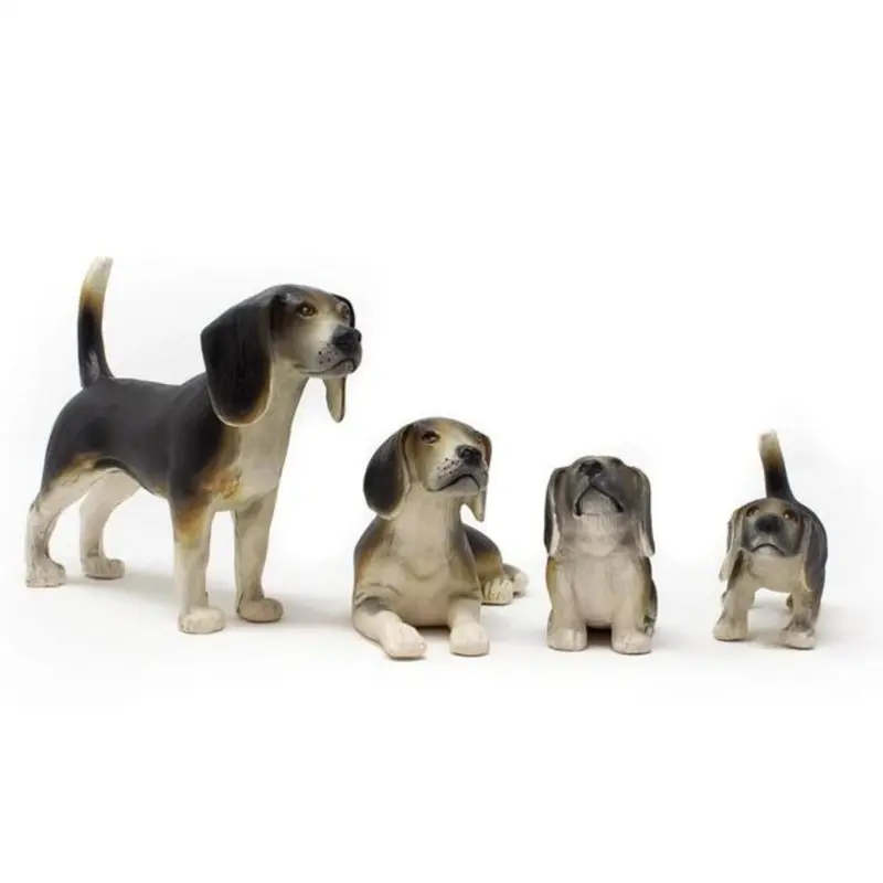 Beagle Dog Family Figurine Set (4-Piece) 1