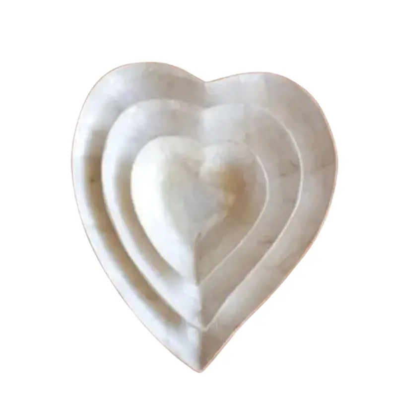 Capiz Shell Heart-Shaped Plate Set (3-Piece) 1