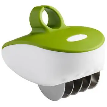 Chef’N Palm-Sized Mincer For Garlic, Herbs, And More 1