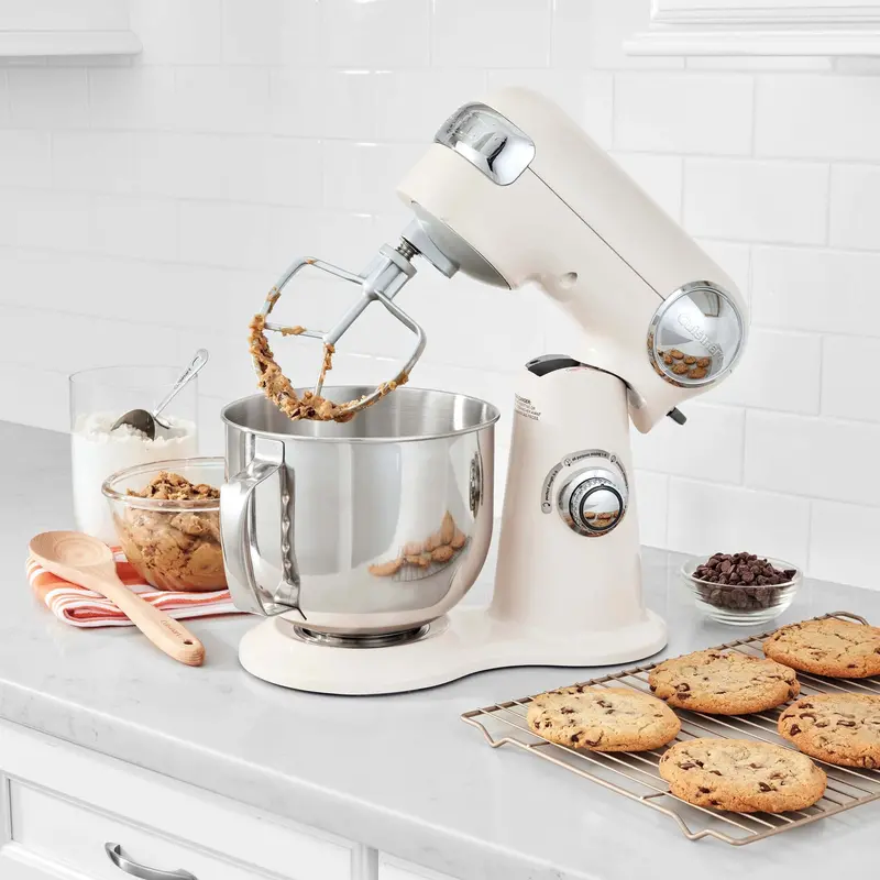 Cuisinart 5.5-Quart Stand Mixer In Warm Coconut Cream 1