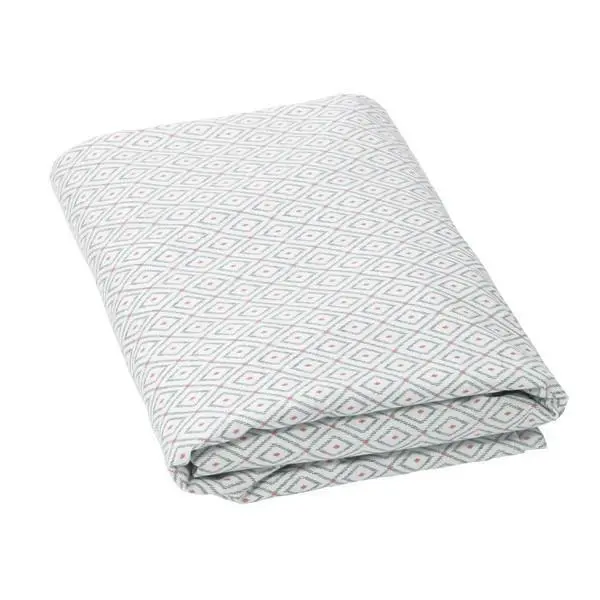 Diamond-Pattern Fitted Crib Sheet 1