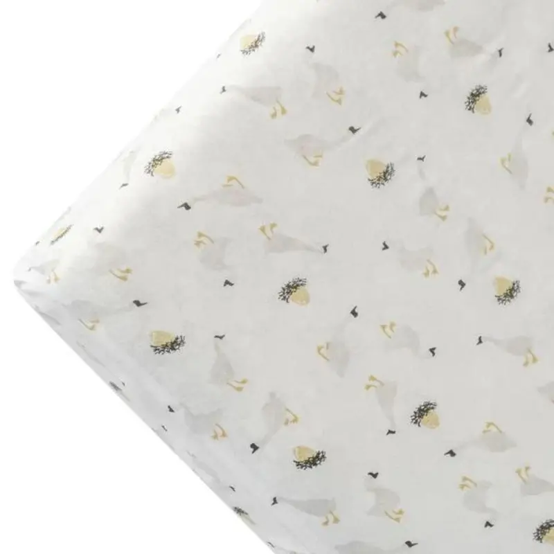 Fitted Crib Sheet In Soft Bamboo Fabric 2