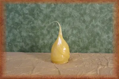 Gold-Finished Silicone Candelabra Led Bulb – 4W By Vickie Jean'S Creations 1