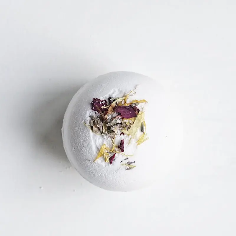 Hydrating Bath Bomb 1