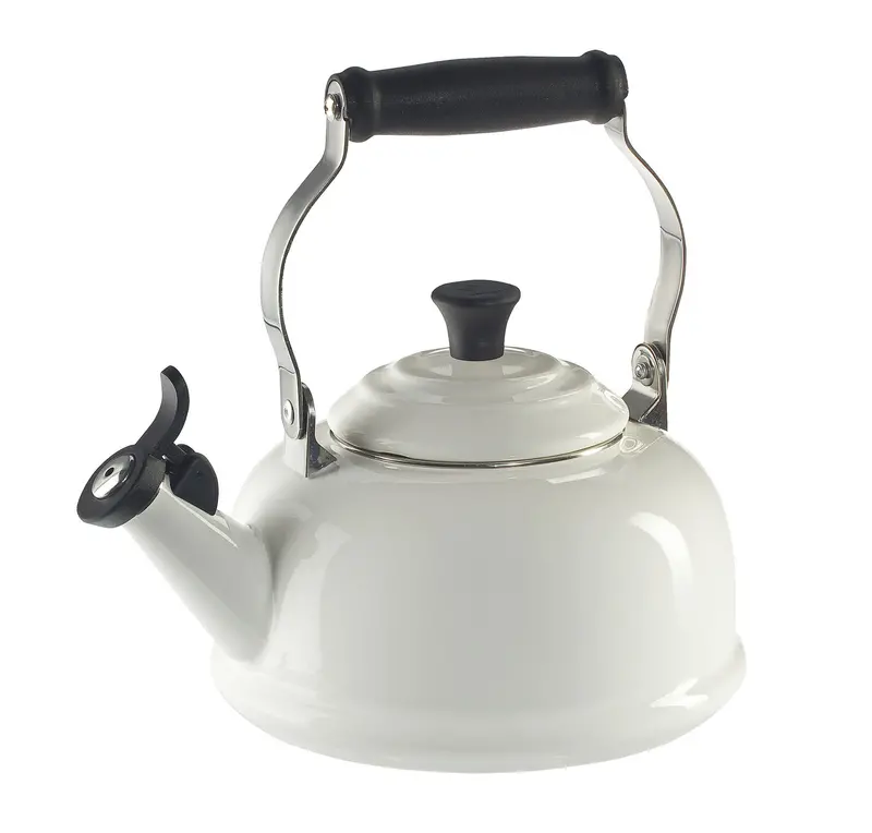 Le Creuset 1.7-Quart White Whistling Kettle 1