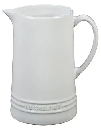Le Creuset White Enamel Pitcher – 1.6 Qt, Pouring Spout Design 1