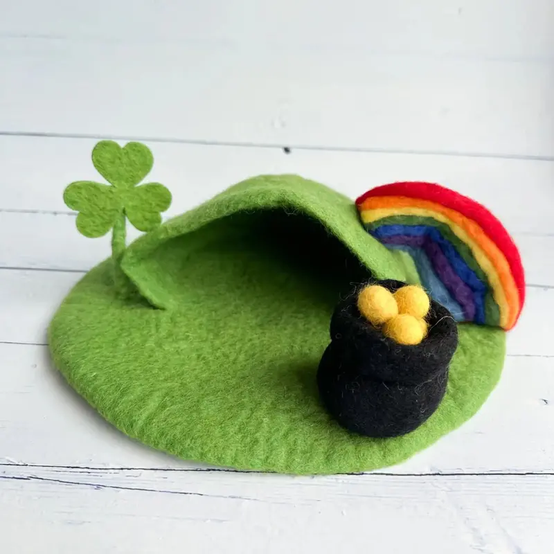 Leprechaun Cave Felt Set – Irish Holiday Play Scene 1