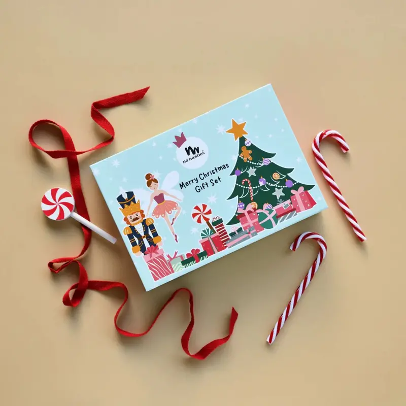 Limited-Edition Holiday Pop-Up Makeup Box For Kids 1