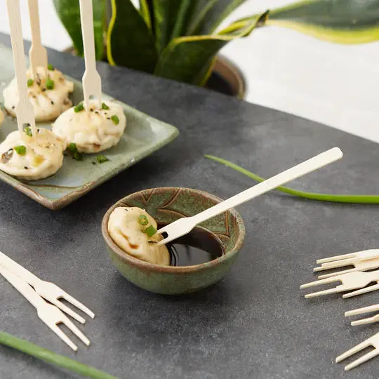Mini Bamboo Appetizer Forks – Pack Of 50 1