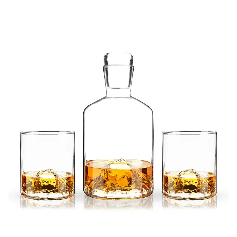 Mountain-Themed Crystal Decanter & Tumbler Set – Viski 1