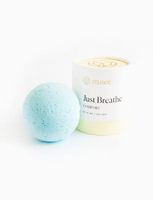 Musee Comfort Just Breathe Bath Bomb – Calming Lavender & Eucalyptus 1