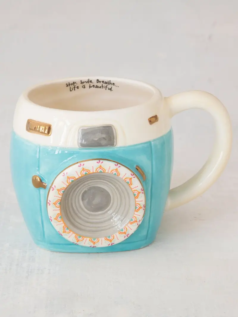 Natural Life Vintage-Style Camera Folk Mug 1
