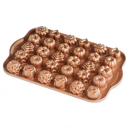 Nordic Ware Bundt Pan For Teacakes, Candies, And Mini Desserts 1
