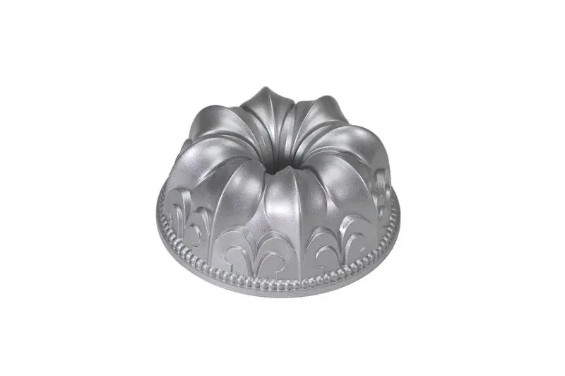 Nordic Ware Fleur De Lis Bundt Pan – Intricate Pattern Design 1