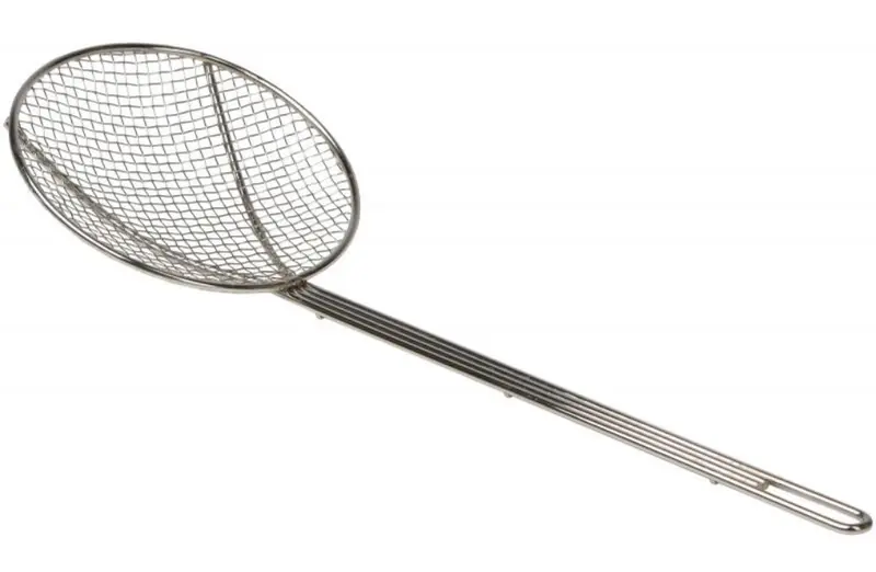 Omcan 80394 Round Wire Mesh Skimmer For Deep Frying 1