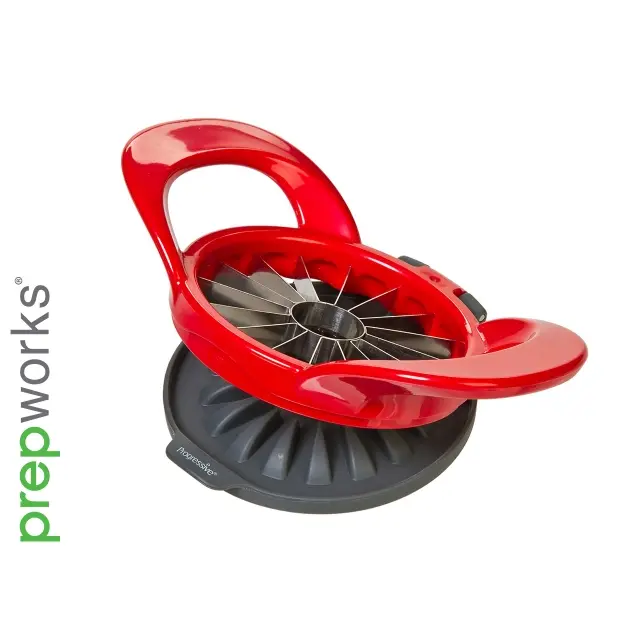 Progressive Thin Apple Slicer – 8-Wedge Cutter With Core Remover 1