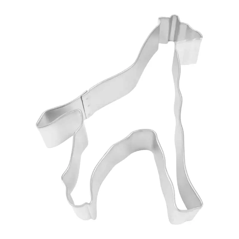 R&M Giraffe-Shaped Cookie Cutter - Detailed 3D Design 1