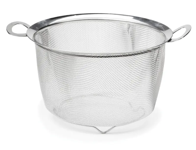 Rsvp 9-Inch Wide-Rim Mesh Basket Strainer 1