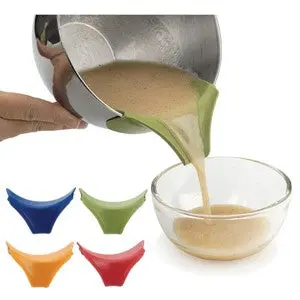 Slip-On Silicone Pour Spout – Rsvp Liquid Control Adapter 1