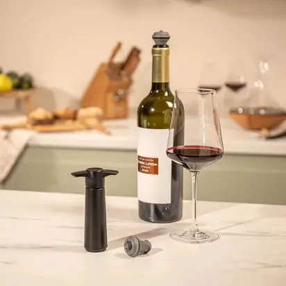 Vacuvin Original Wine Saver – Reusable Black Vacuum Stopper System 1