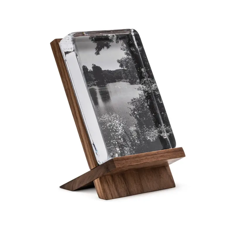 Woodbury Vertical Photo Block With Solid Wood Base 1