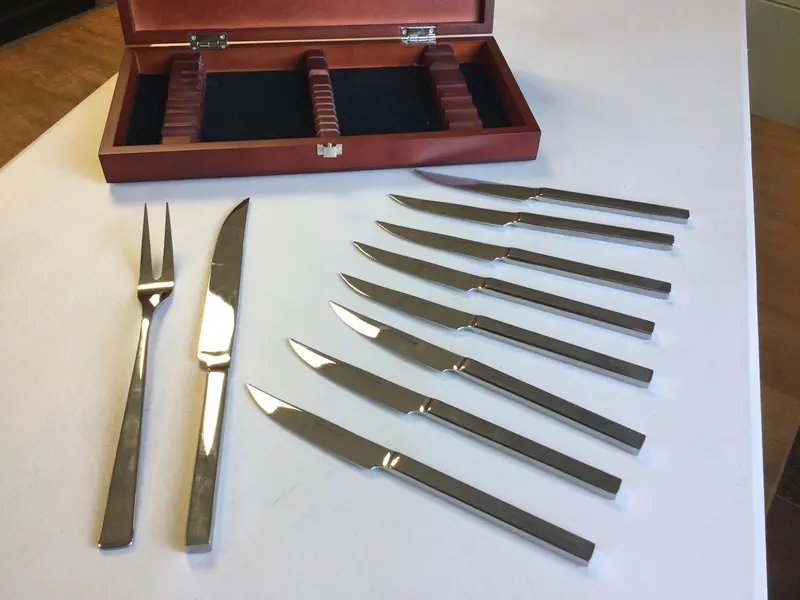 Wüsthof 10-Piece Steak And Carving Knife Presentation Set 1